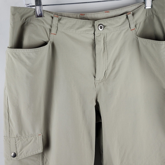 Patagonia Pants Womens 14 Beige Capri Stretch All Wear Nylon Blend (34x22) - Picture 2 of 10